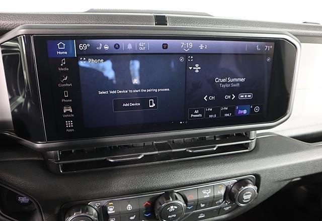 new 2026 Jeep Wrangler car, priced at $48,283