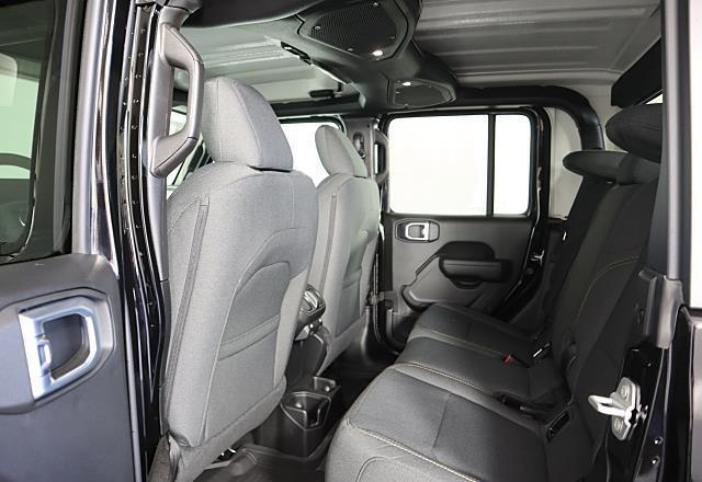 new 2026 Jeep Gladiator car, priced at $47,097