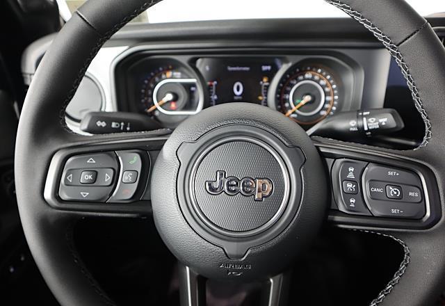 new 2026 Jeep Gladiator car, priced at $47,097