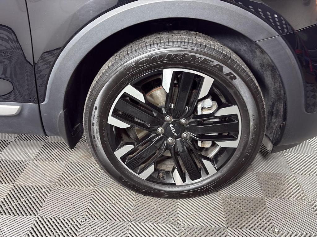 used 2024 Kia Telluride car, priced at $42,495