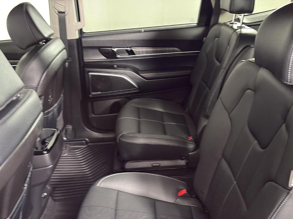 used 2024 Kia Telluride car, priced at $42,495
