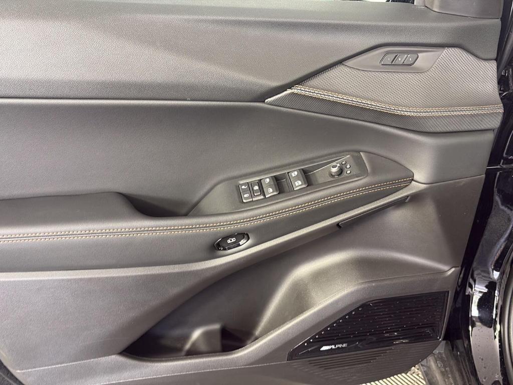 new 2026 Jeep Cherokee car, priced at $41,098