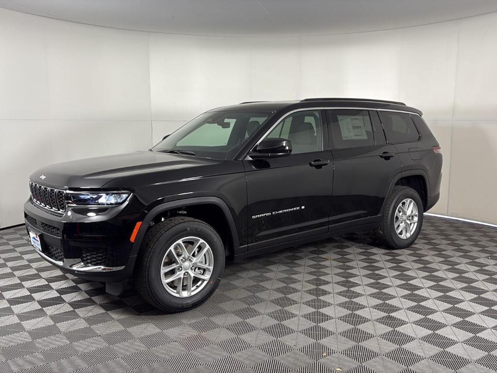 new 2025 Jeep Grand Cherokee L car, priced at $40,436