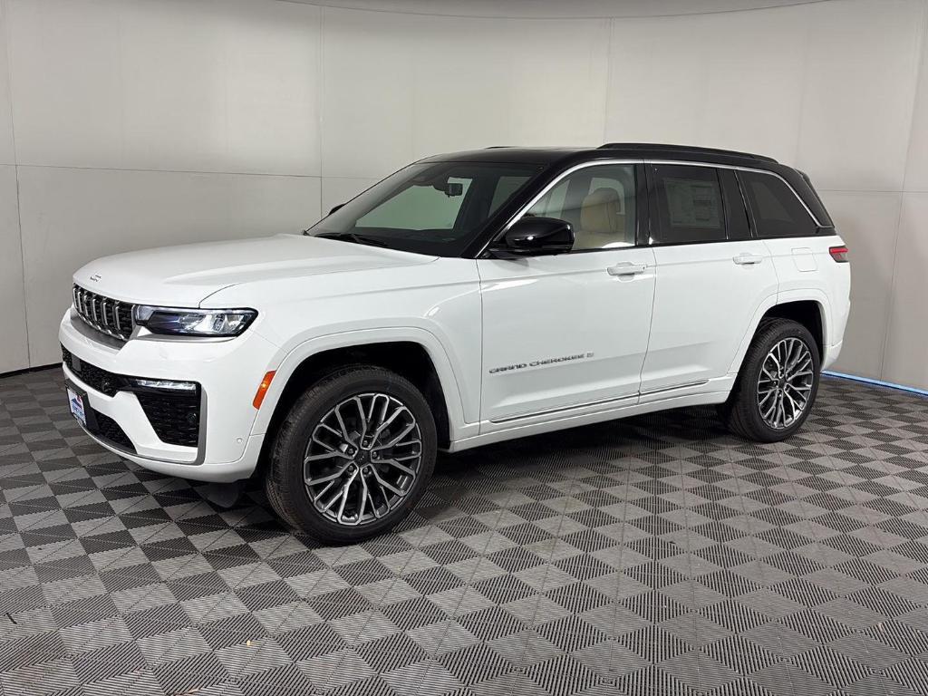 new 2026 Jeep Grand Cherokee car, priced at $61,921