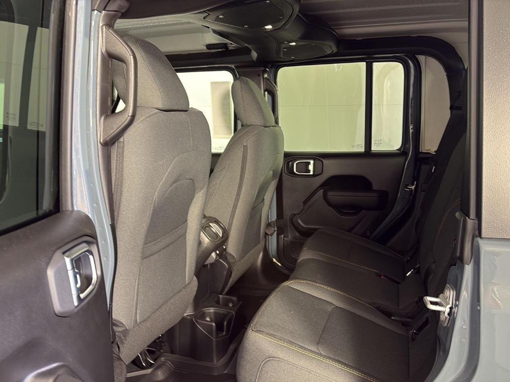 new 2026 Jeep Gladiator car, priced at $47,121