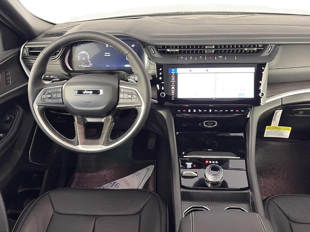 new 2026 Jeep Grand Cherokee car, priced at $55,717