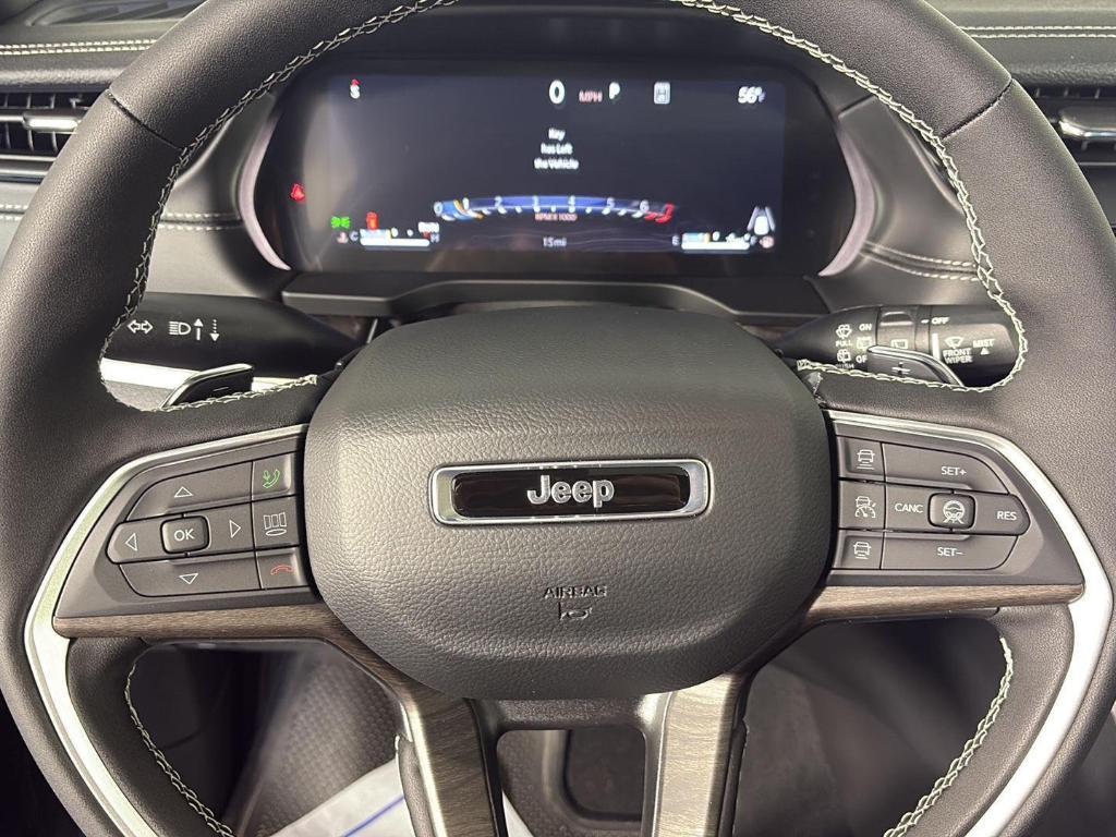 new 2026 Jeep Grand Cherokee car, priced at $41,081