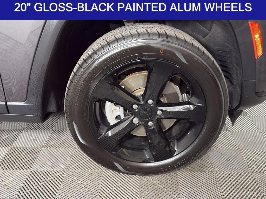 used 2022 Jeep Grand Cherokee L car, priced at $29,695