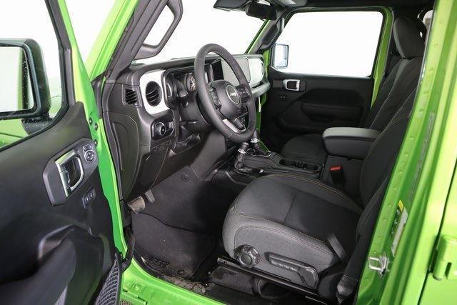 new 2025 Jeep Wrangler car, priced at $44,495