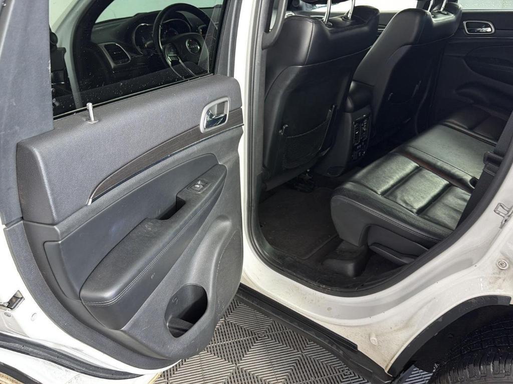 used 2018 Jeep Grand Cherokee car, priced at $17,495