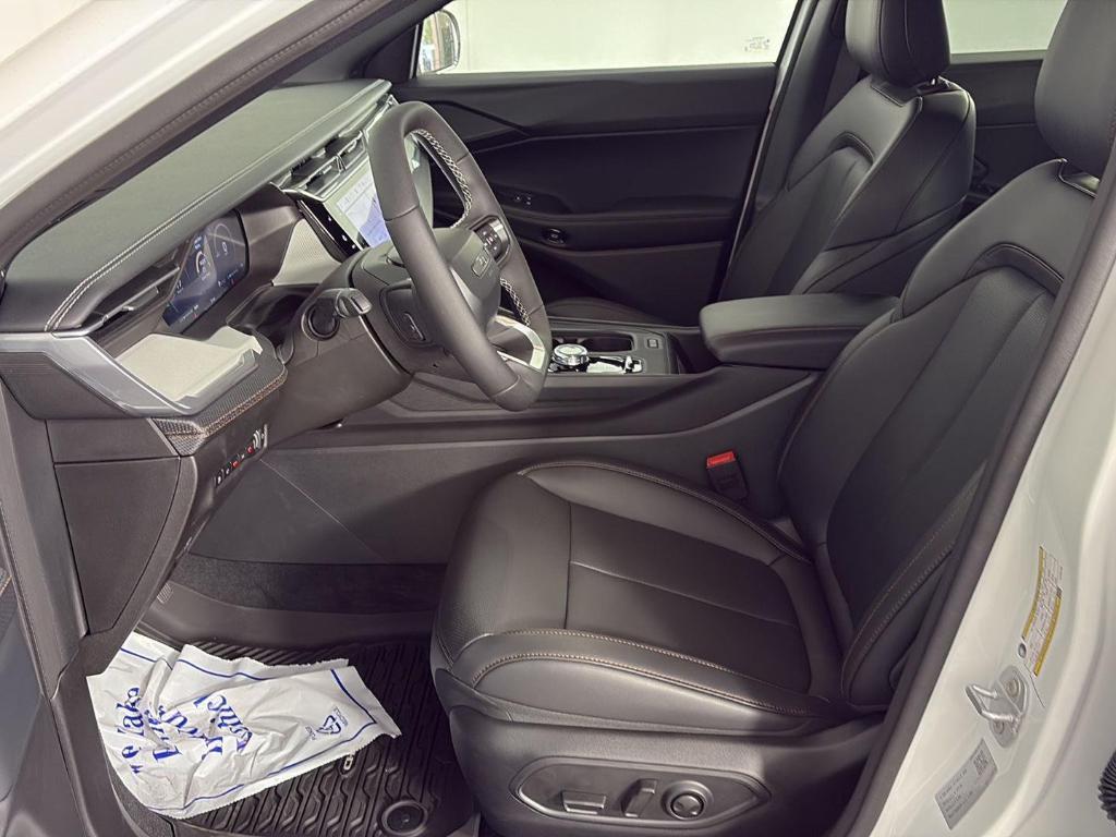 new 2026 Jeep Cherokee car, priced at $38,753