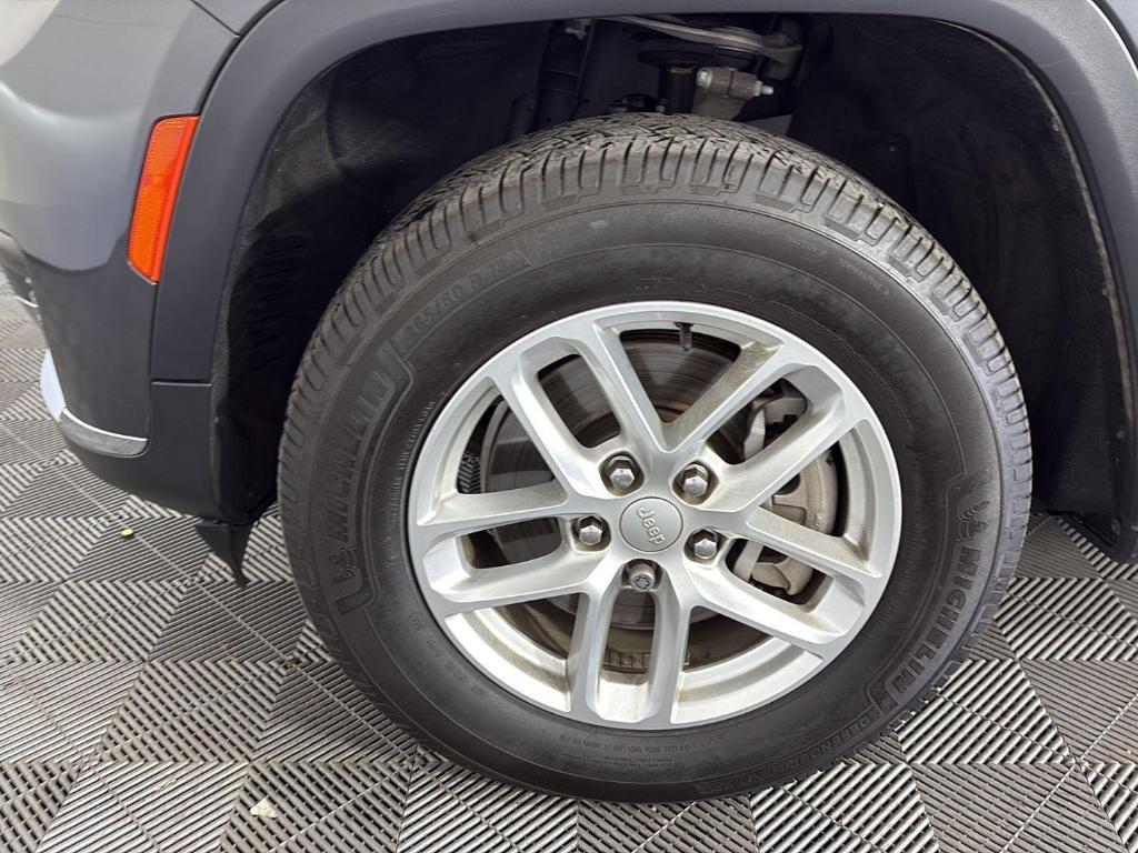 used 2021 Jeep Grand Cherokee L car, priced at $25,995