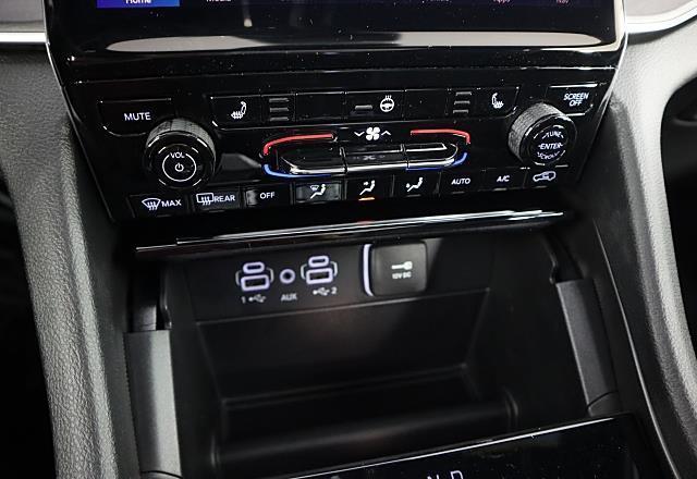 new 2025 Jeep Grand Cherokee car, priced at $48,798