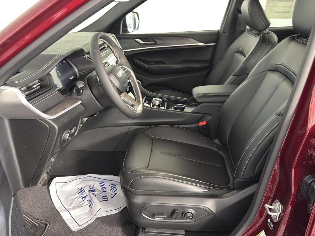 new 2026 Jeep Grand Cherokee L car, priced at $42,293