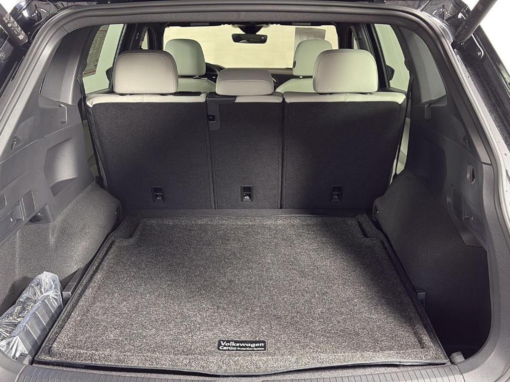 used 2024 Volkswagen Tiguan car, priced at $29,995