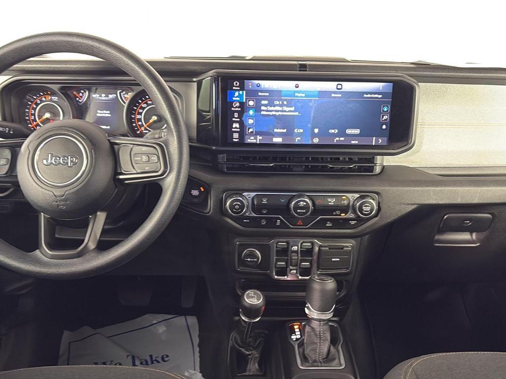 used 2025 Jeep Gladiator car, priced at $38,495