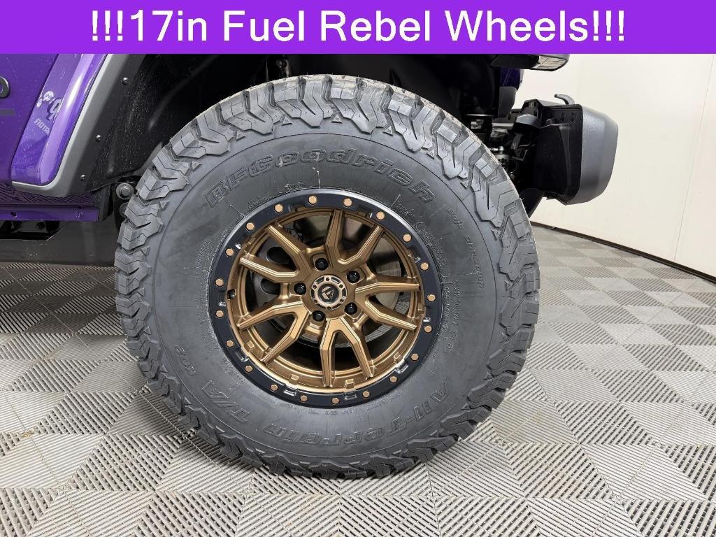 new 2026 Jeep Gladiator car, priced at $57,495