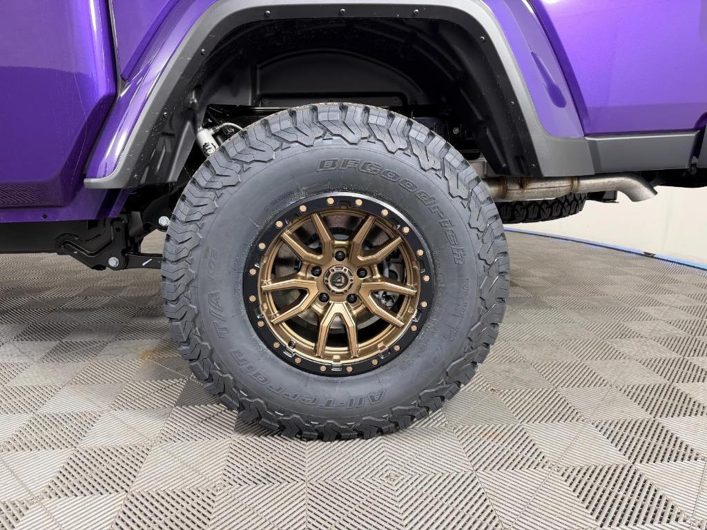 new 2026 Jeep Gladiator car, priced at $57,495
