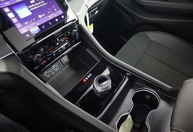 new 2025 Jeep Grand Cherokee car, priced at $45,145