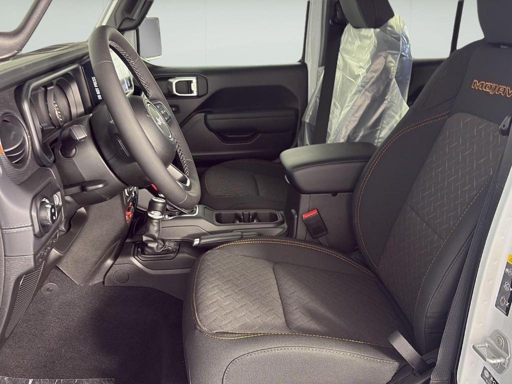 new 2026 Jeep Gladiator car, priced at $48,989