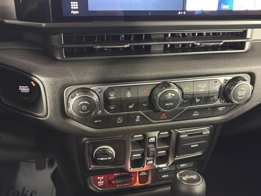 new 2026 Jeep Wrangler car, priced at $49,711