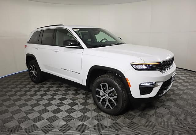 new 2025 Jeep Grand Cherokee car, priced at $42,774