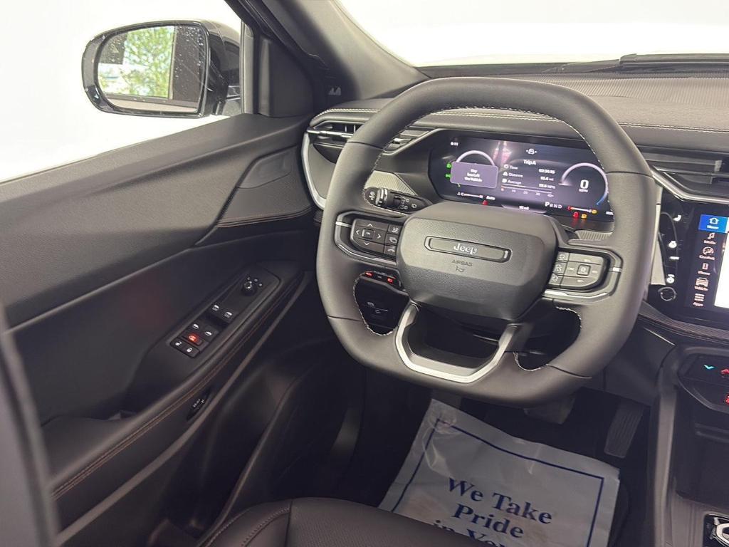 new 2026 Jeep Cherokee car, priced at $37,109