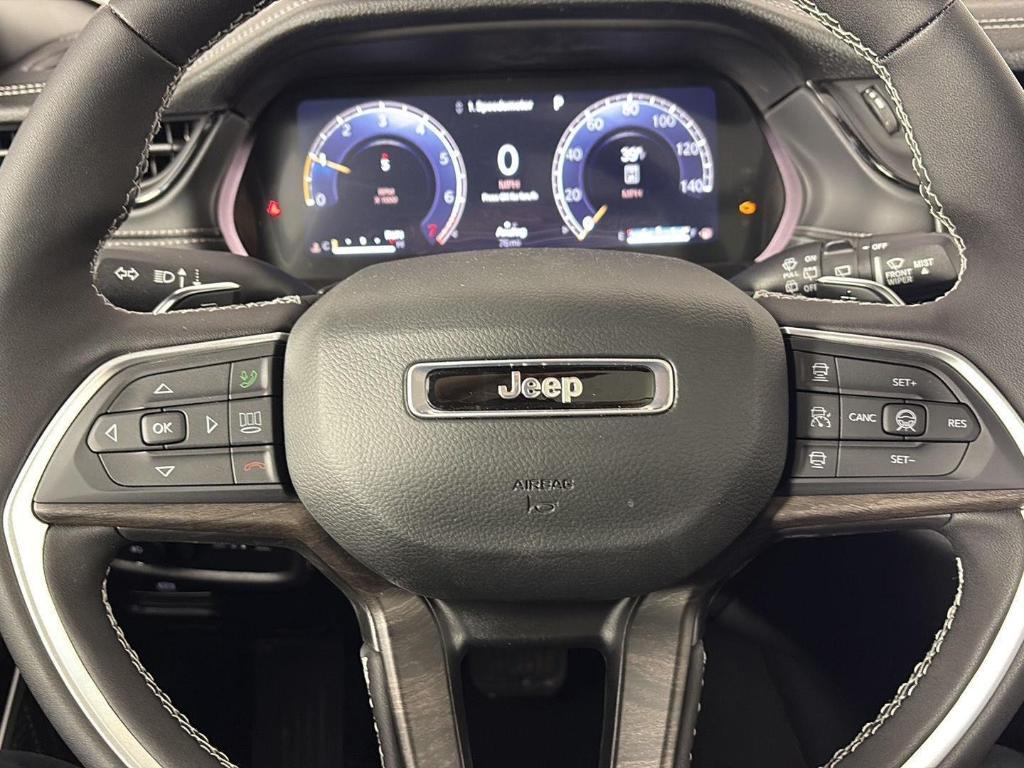 new 2026 Jeep Grand Cherokee car, priced at $43,465