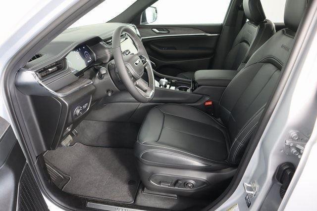new 2025 Jeep Grand Cherokee L car, priced at $55,082
