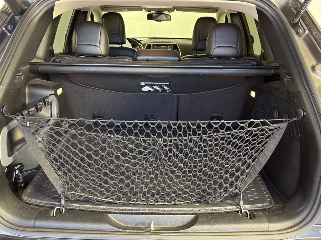 used 2018 Jeep Cherokee car, priced at $18,695