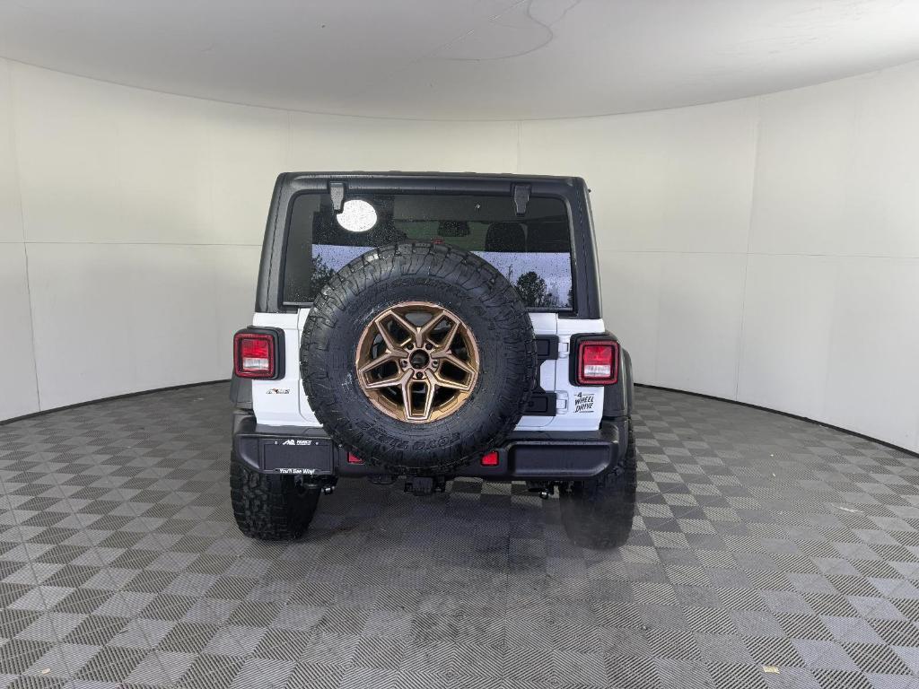 new 2026 Jeep Wrangler car, priced at $61,995