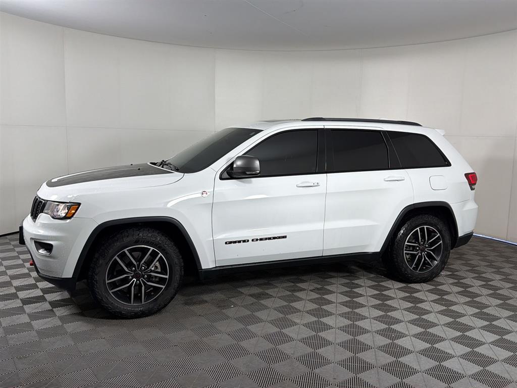 used 2018 Jeep Grand Cherokee car, priced at $22,495