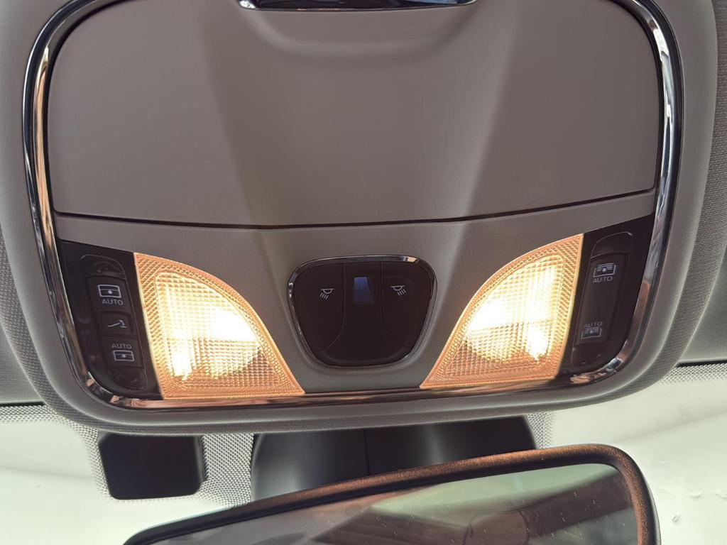 used 2021 Jeep Cherokee car, priced at $23,995