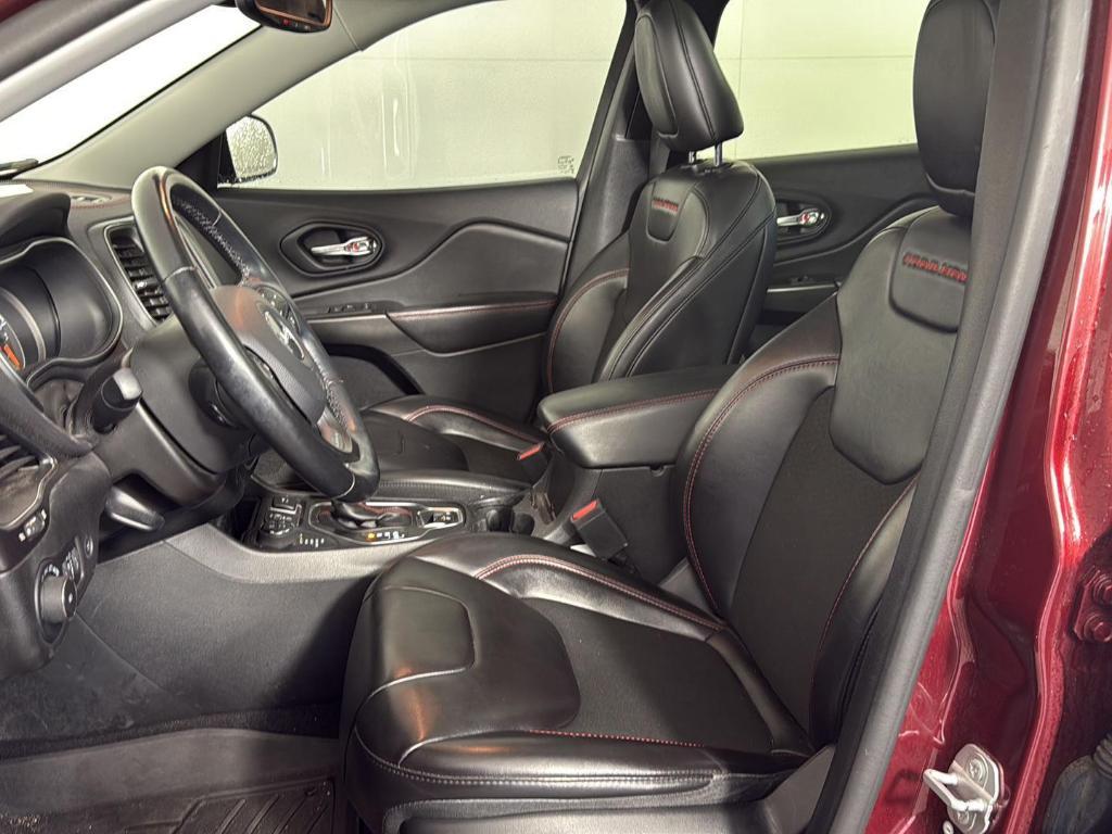 used 2021 Jeep Cherokee car, priced at $23,995