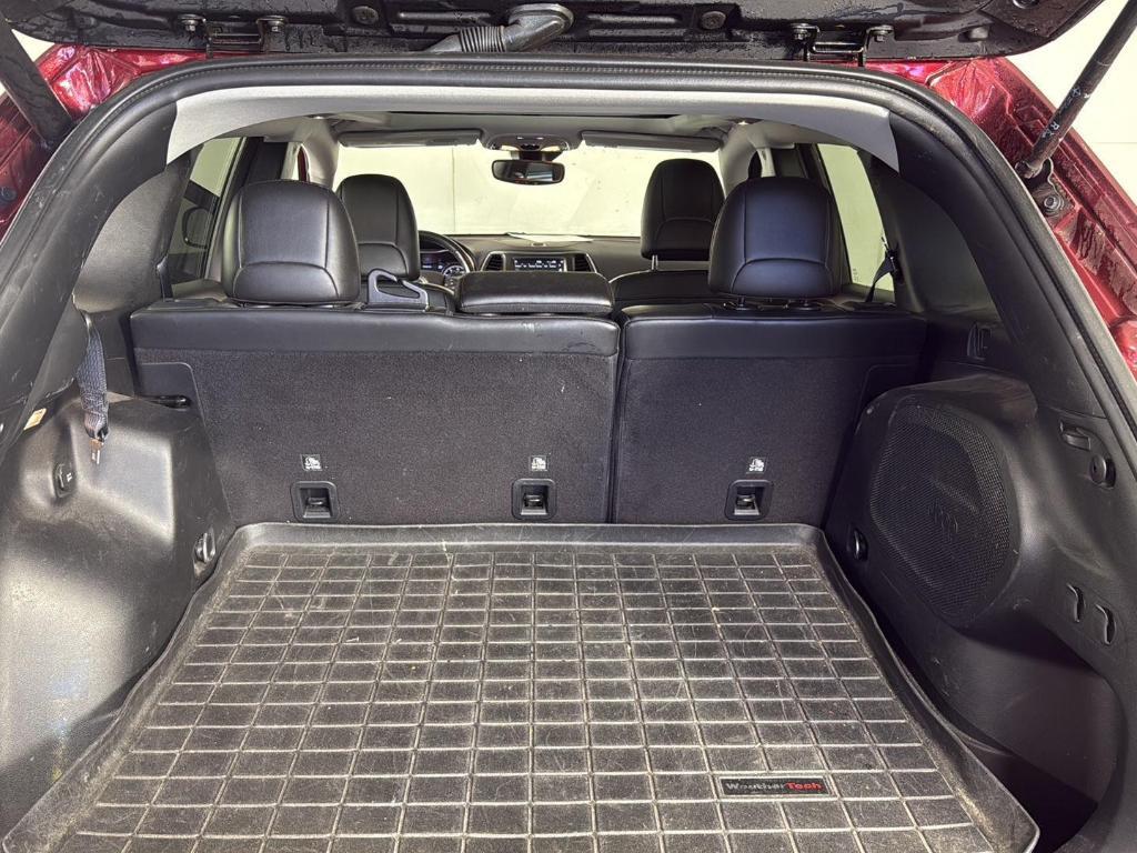 used 2021 Jeep Cherokee car, priced at $23,995