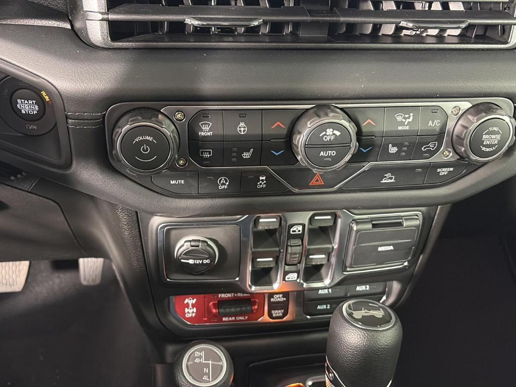 new 2026 Jeep Wrangler car, priced at $54,677