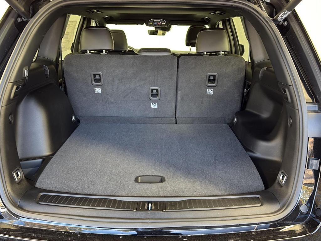 new 2026 Jeep Grand Cherokee car, priced at $48,263