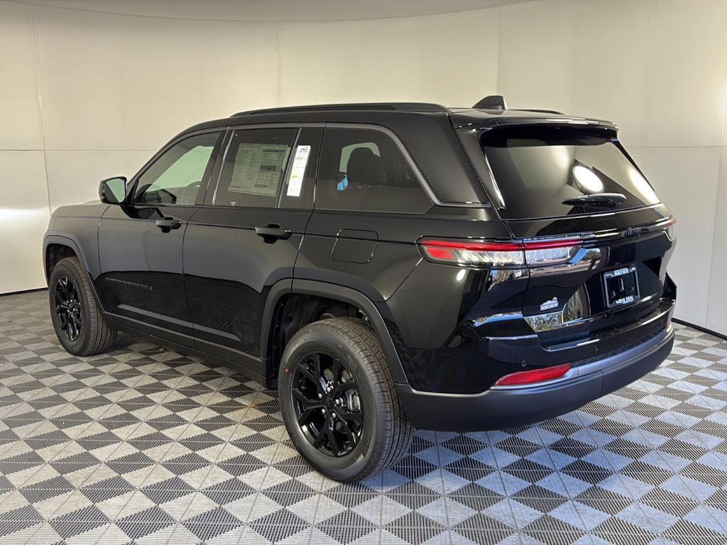 new 2026 Jeep Grand Cherokee car, priced at $48,263