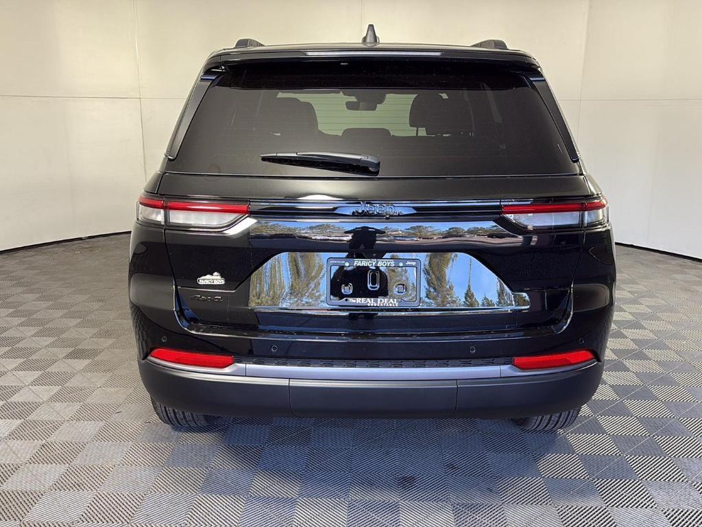 new 2026 Jeep Grand Cherokee car, priced at $48,263