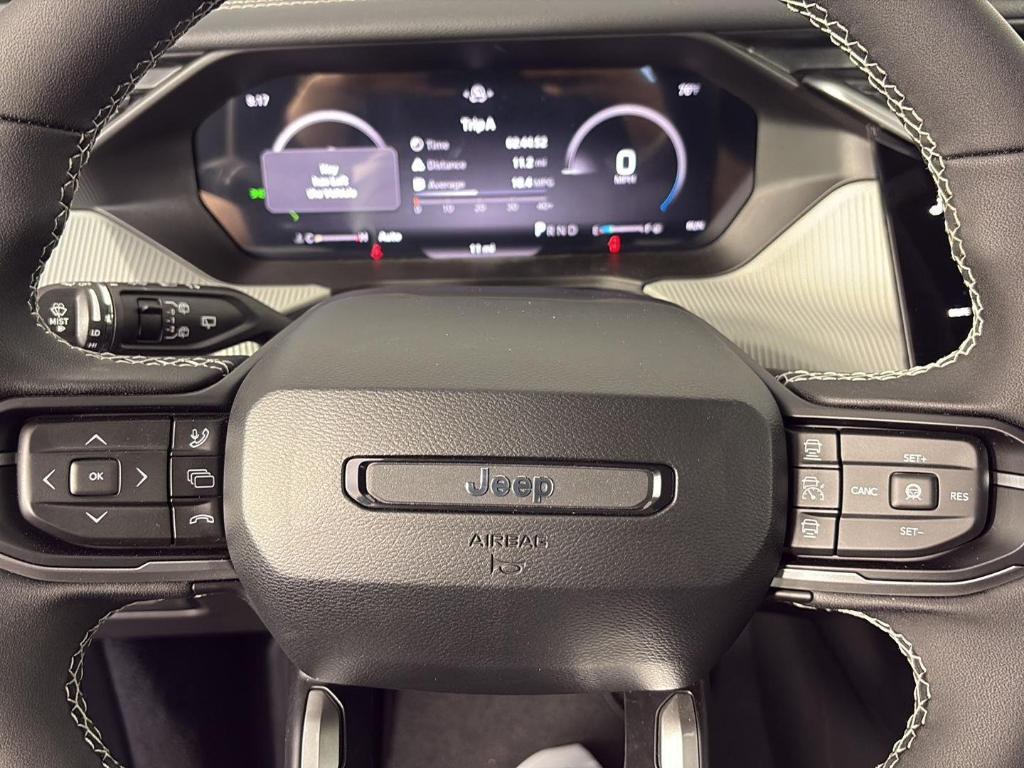 new 2026 Jeep Cherokee car, priced at $34,695