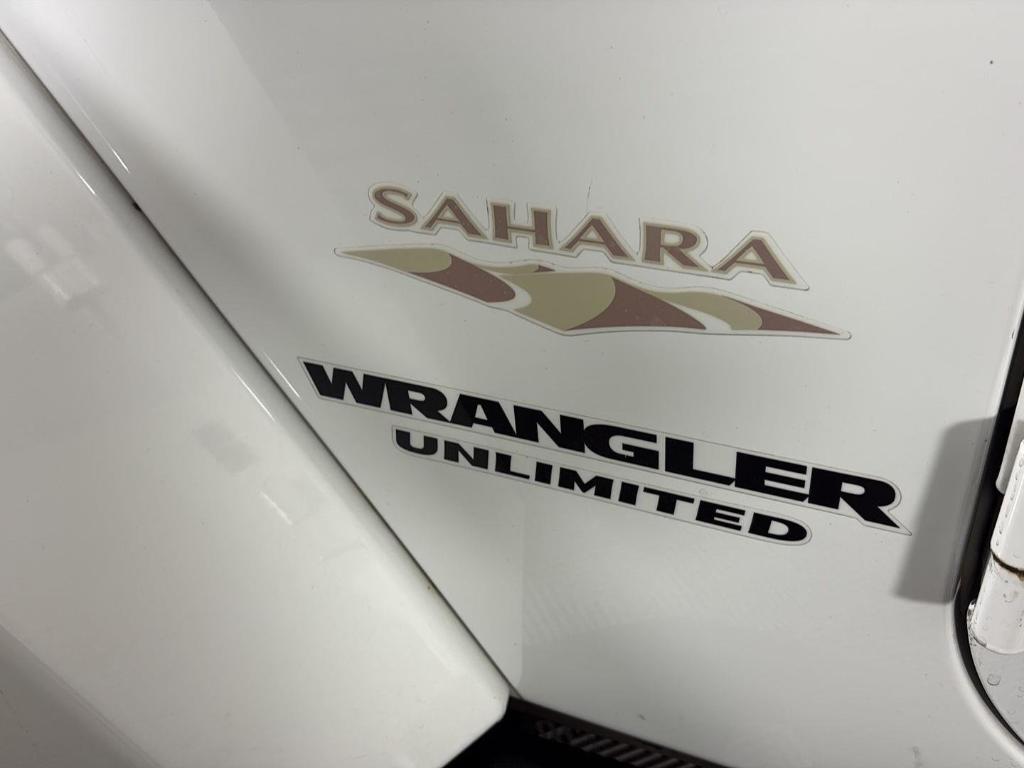 used 2015 Jeep Wrangler Unlimited car, priced at $18,995