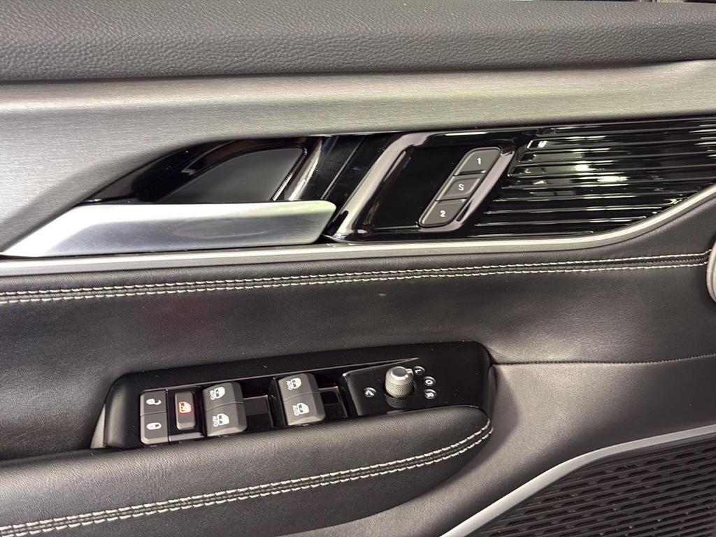 new 2026 Jeep Grand Wagoneer car, priced at $71,995