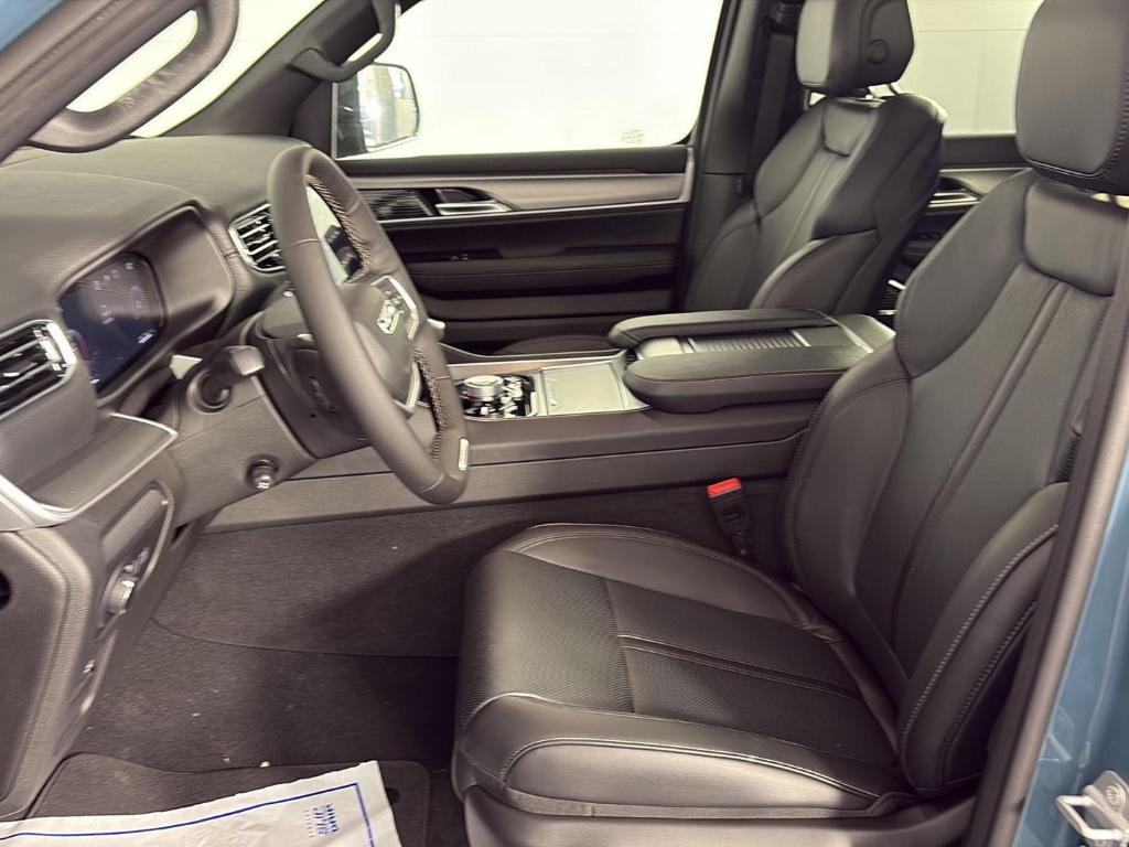 new 2026 Jeep Grand Wagoneer car, priced at $71,995