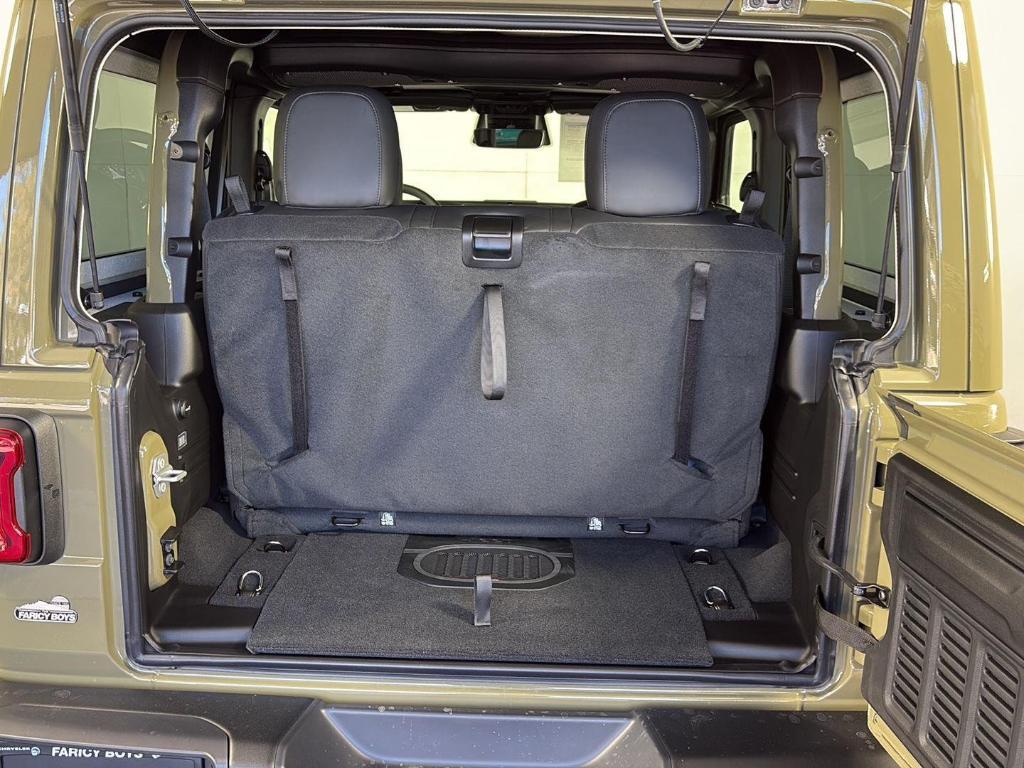 new 2026 Jeep Wrangler car, priced at $61,251