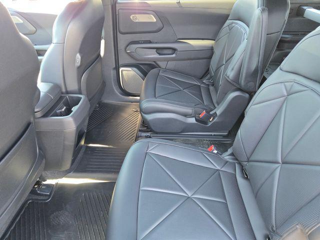 new 2027 Kia Telluride Hybrid car, priced at $54,049