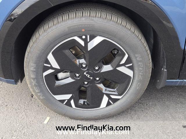 new 2025 Kia Niro EV car, priced at $36,145