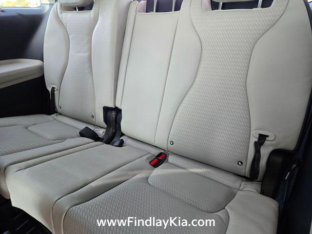 new 2026 Kia Carnival Hybrid car, priced at $54,205