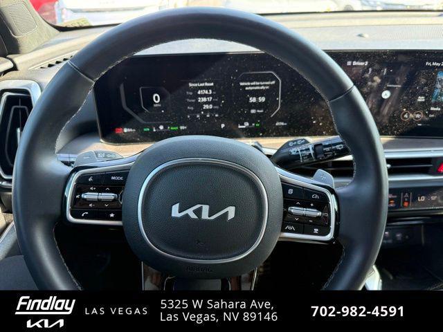 used 2025 Kia Sorento Hybrid car, priced at $39,299