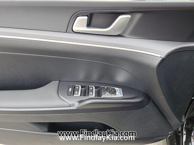 new 2026 Kia K5 car, priced at $27,083