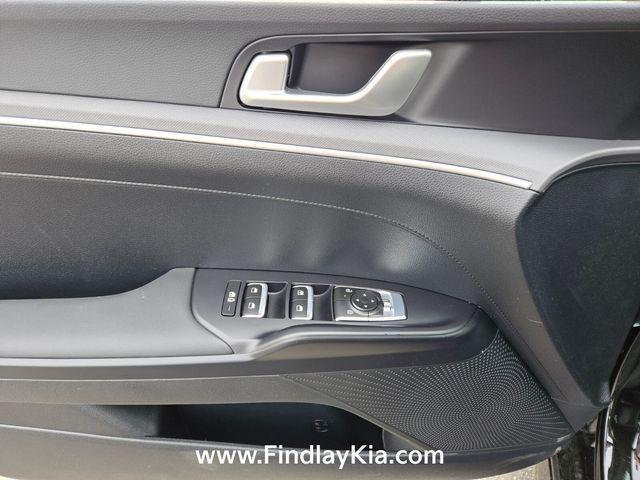 new 2026 Kia K5 car, priced at $28,083